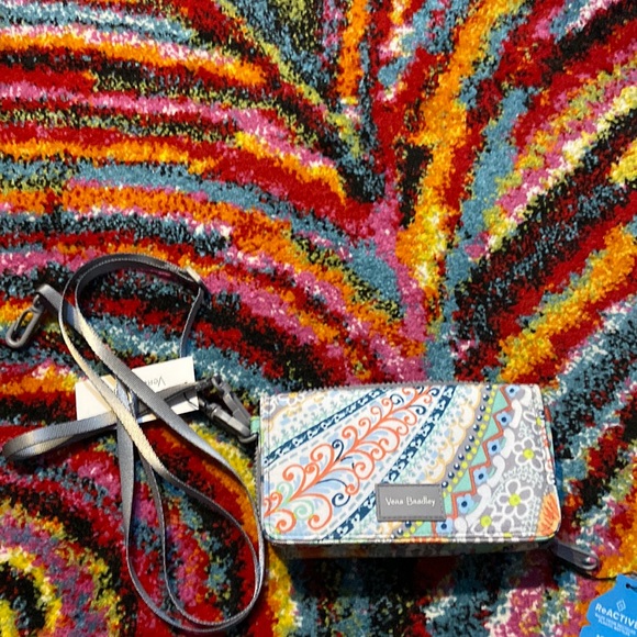 Bags Vera Bradley Reactive Rfid Compact Crossbody Citrus Paisley Nwt